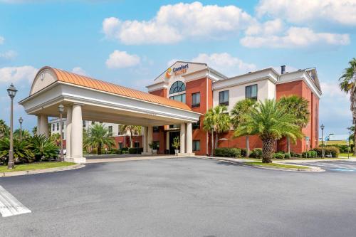 ทัศนียภาพภายนอกโรงแรม, Comfort Suites Savannah North in พอร์ตเวนต์เวิร์ท (GA)