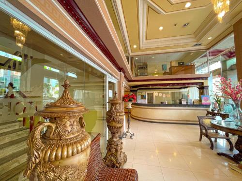 Hotel Uno Davao City near Miggy's Grill