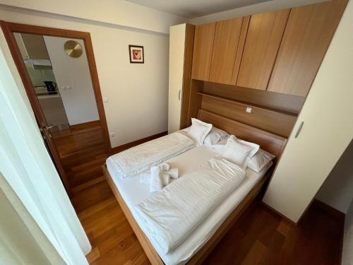 Villa Ni i Makarska - One Bedroom Apartment With Balcony G - image 5