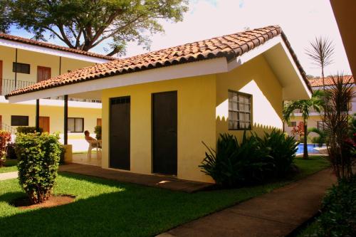 Facilities, Studio Apartments in Las Torres in Coco