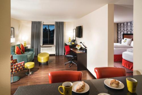 Staypineapple The Maxwell Hotel Seattle Center Seattle - image 7