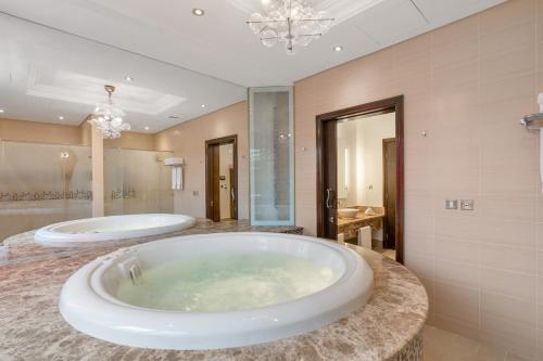 Rixos Al Mairid Ras Al Khaimah - Bathroom