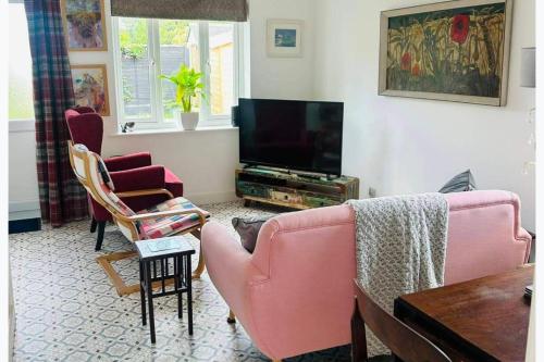 House Sleeps 4 with Parking and Garden in Sutton On Trent