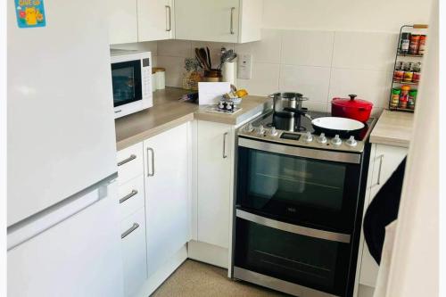 House Sleeps 4 with Parking and Garden in Sutton On Trent