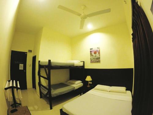 Perhentian Tivoli Inn in Perhentian Islands