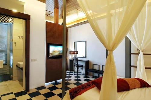Courtyard at Heeren Boutique Hotel, Malacca