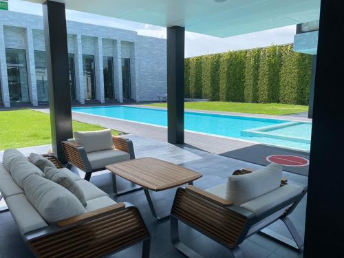 razgled, The 50th hotel Uthai Thani in Uthai Thani