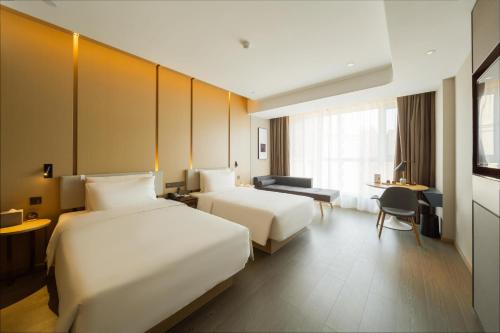 2 twin beds