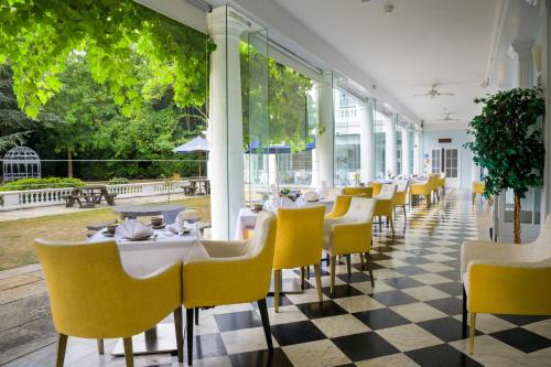 المرافق, Manor Of Groves Hotel in Stansted Airport