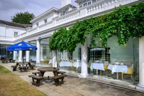 منظر, Manor Of Groves Hotel in Stansted Airport