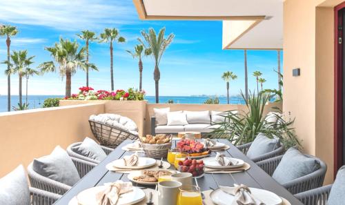 Apartment Palmeras Pool direct access to the beach