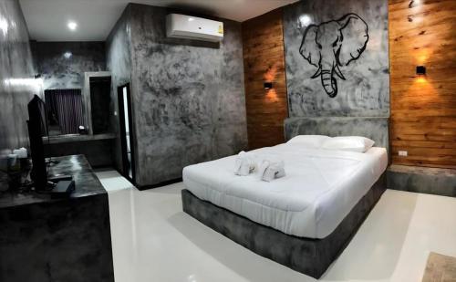 Chang Puak Resort Ronphiboon Nakornsrithamarat in Ron Phibun