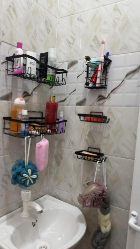 Baño, The Cozy Nest in Tanga