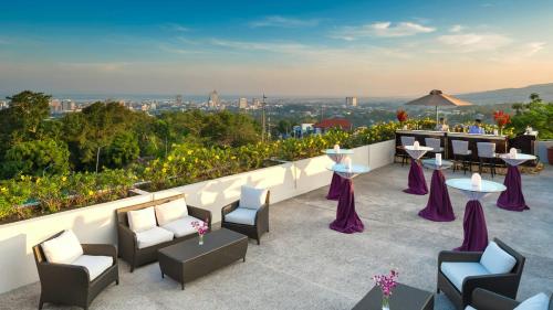 Erkély/terasz, Marco Polo Plaza Cebu near Carmelite Monastery Cebu City