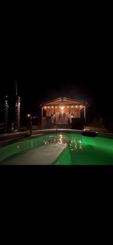 Brynmeini Lake Lodge in Glandwr