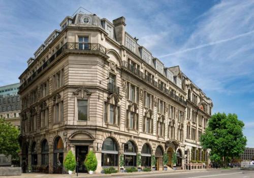 Tower Residences By Blue Orchid - Kent