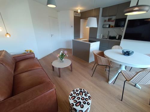 Suite Terrasse Rénovée - Frontière Monaco - HD
