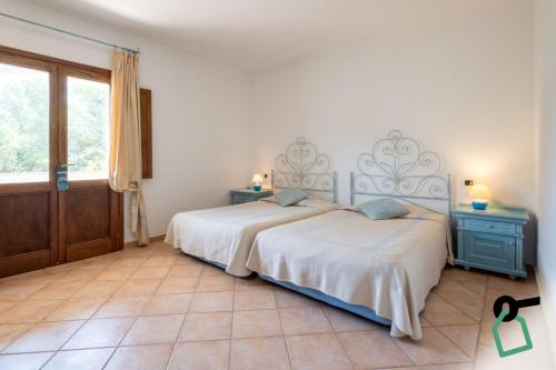 Habitación 2 camas, balcón