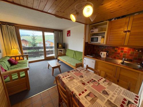 Studio cabine cosy avec balcon, 5 couchages, Les Saisies - FR-1-293-108