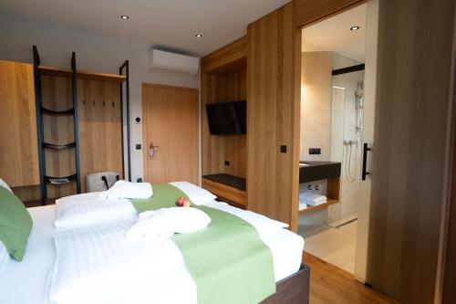 Book the Premium Panorama Double Room  Premium Panorama Double Room 