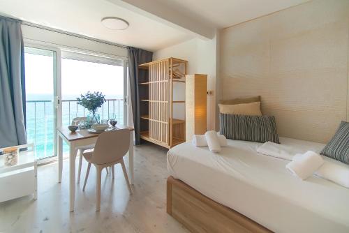 WELCS ESTUDIO 419 PDA junto al mar