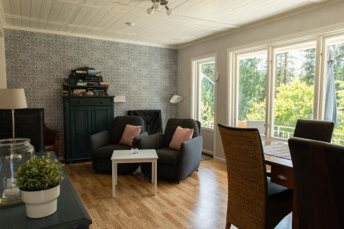 Cozy Smalandcottage Alsterfors 23 - towels, bed linen and toiletries provided - in Hohult