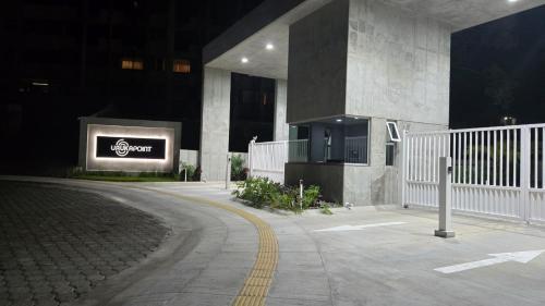 Luxury Condo Near Everything a 15 minutos de todo Pool Cinema Gym in Uruca