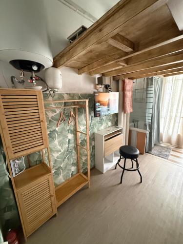partie d appartement, independant avec cuisine à partager