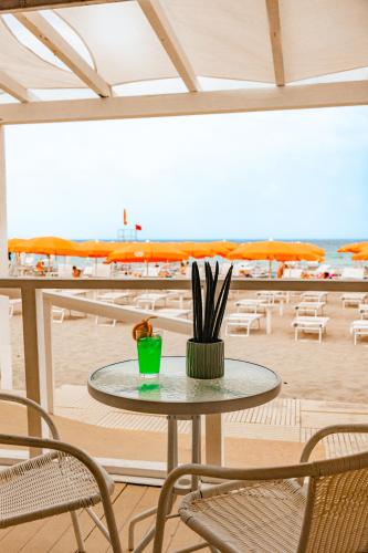 Delfino Beach - CDSHotels Hotel de charme Filicello