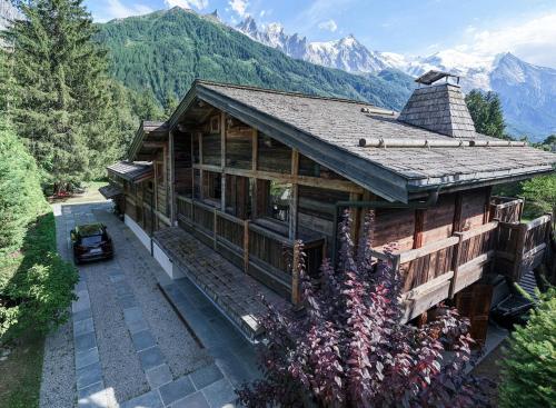 Chamonix Alpine Retreat - Ski, Bike & Hike
