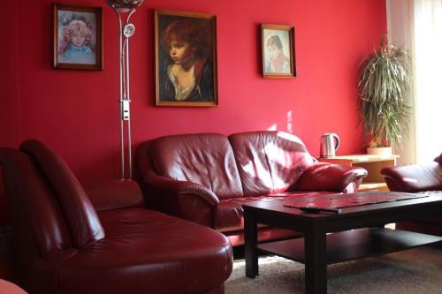 2 bedrooms, 2 beds