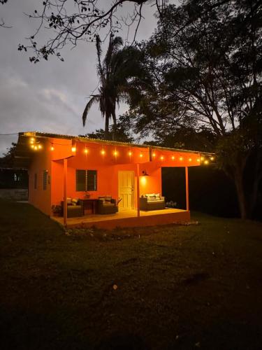 Orange Corner Cottage in Santa Fe