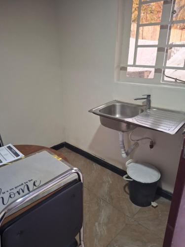 Elimisam cabin in Kitwe