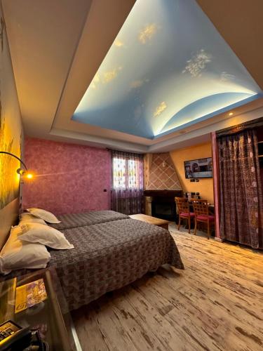 Book the Small Double or Twin Room Small Double or Twin Room