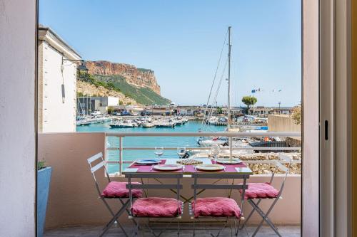 Le Roumpe Cuou par Dodo à Cassis