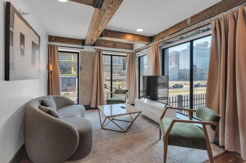 Schaeffer Hotel