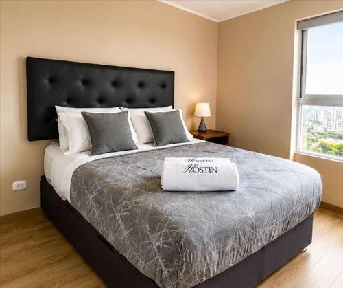 Bright 1-Bedroom Apartment with View