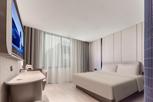 1 queen bed
