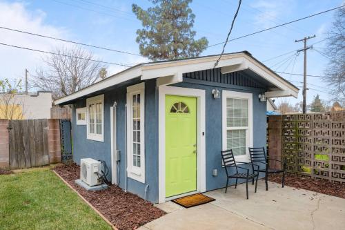 Oprema, Le Petite Willow - Guesthouse in Downey