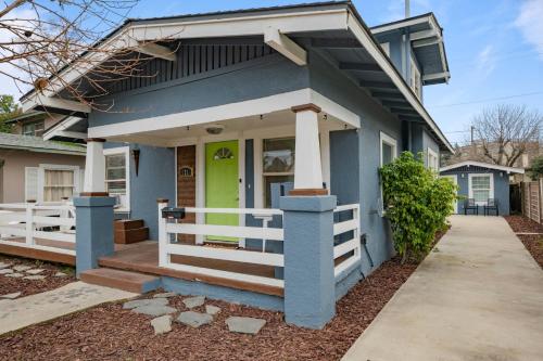 Oprema, Le Petite Willow - Guesthouse in Downey