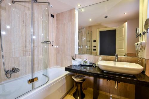 Camera, familiare, comfort, vista sul lago