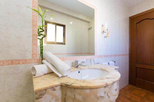 Beatriz Charming Hostal Room Type - Studio with Views of Interior Courtyard