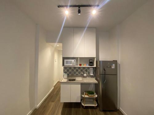 HOME IN RIO- Metro Uruguaiana (Apt novo com Wi-Fi) in Saude
