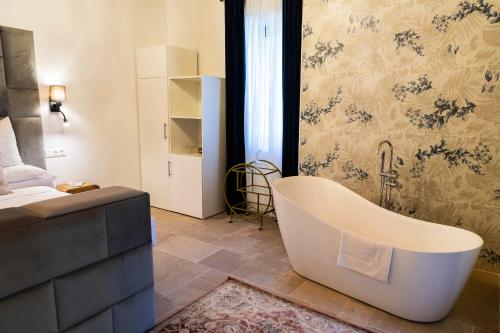 Luxury Suites El Encanto del Pinar in Estacion De El Espinar