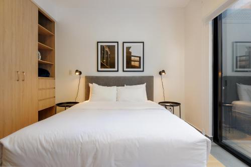Upscale Loft with Balcony in Roma Norte - image 5