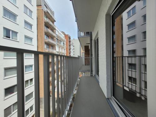 Apartment on the coast for 6 people - image 2