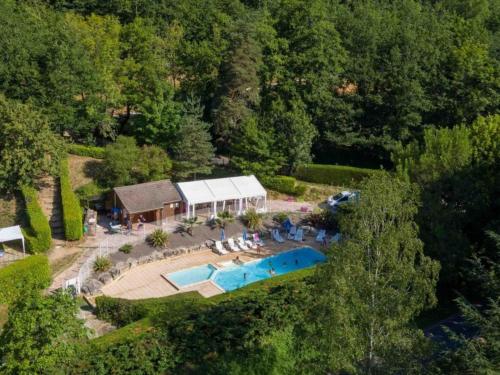 Chalet accueillant à La Gazonne - 5 pers. - API-1-52-3005 (Chalet accueillant a La Gazonne - 5 pers. - API-1-52-3005) in Sauveterre-de-Rouergue
