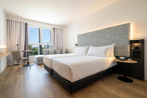 2 twin beds
