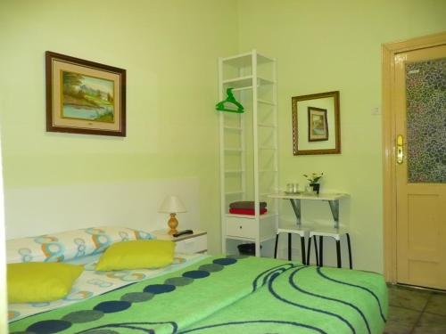 Hostal Loyola - image 6