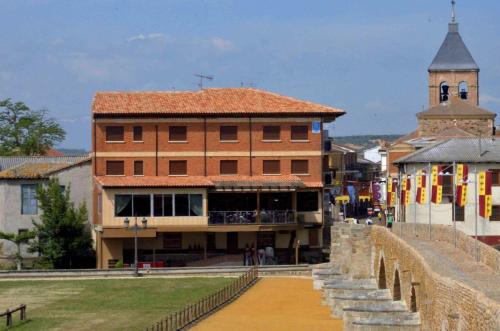 Hostal Don Suero de Quiñones Hotel de charme Requejo de La Vega